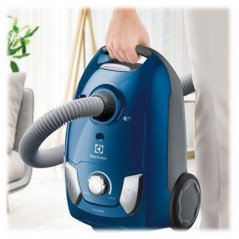 Vacuum Cleaner - Electrolux Dammsugare EasyGo 750 Watt