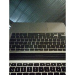 Used laptop 13" - MacBook Pro MD101 13-tum i5 4GB 250HDD (beg med märke mitt på skärmen)