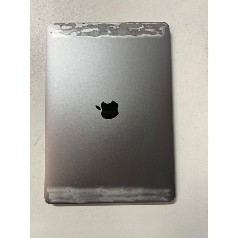 Brugt bærbar computer 13" - MacBook Pro 13-tum Retina 2017 i5 16GB 256SSD space gray (brugt, udenlandsk tastatur, beskadiget cover)