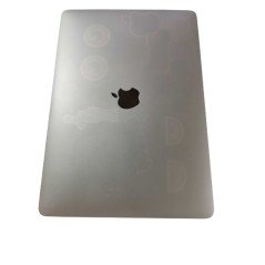 MacBook Pro 13-tum 2017 i5 16GB 256GB SSD Touchbar Retina Space Gray (beg med små märken skärm) (skugga lock - se bild)